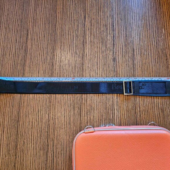 Bombata Tablet Case with Strap - Picture 10 of 10